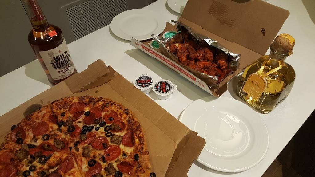 Dominos Pizza | meal delivery | 14601 N Scottsdale Rd, Scottsdale, AZ 85254, USA | 5202172323 OR +1 520-217-2323