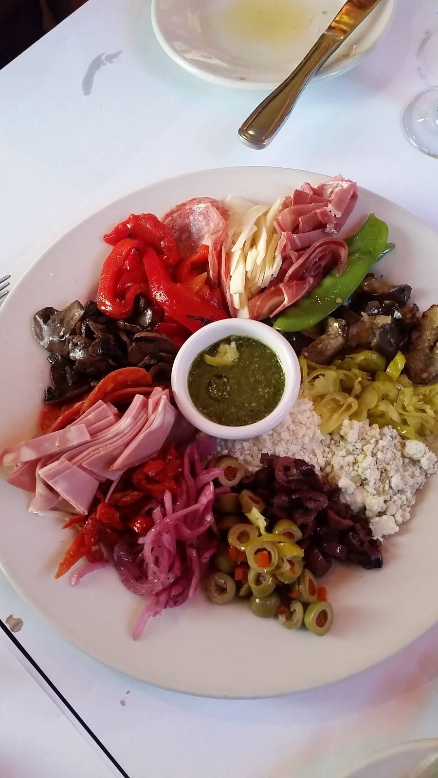 Mio Vicino | restaurant | 1290 Benton St, Santa Clara, CA 95050, USA | 4082419414 OR +1 408-241-9414