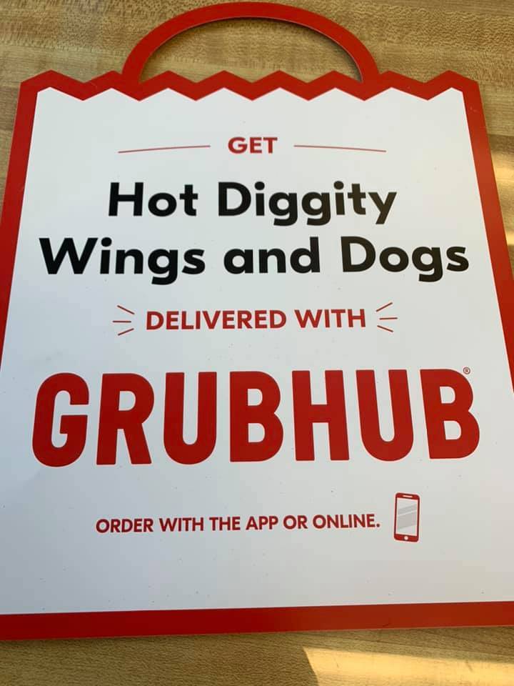 Hot Diggity Wings & Dogs | restaurant | 2761 Briargate Blvd, Colorado Springs, CO 80920, USA | 7196948754 OR +1 719-694-8754