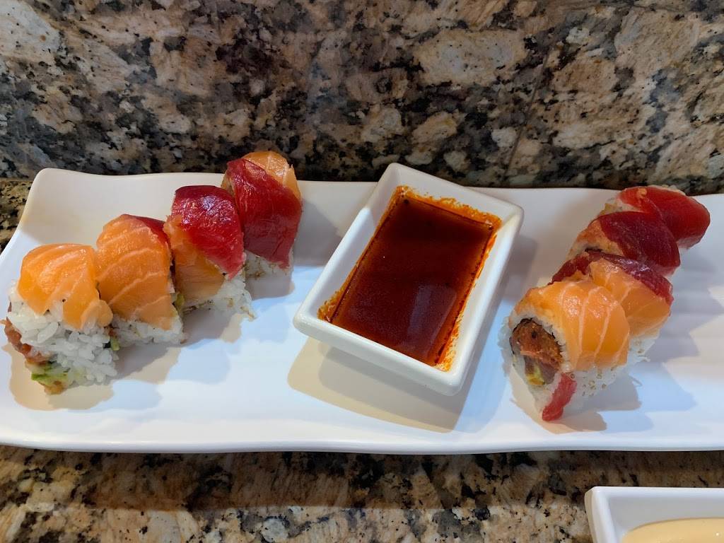 Krazy Sushi | restaurant | 7160 N Durango Dr, Las Vegas, NV 89149, USA | 7027357299 OR +1 702-735-7299