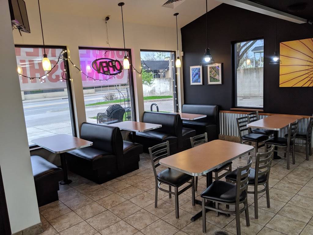 Mais Thai | restaurant | 820 Michigan St NE, Grand Rapids, MI 49503, USA | 6164513441 OR +1 616-451-3441