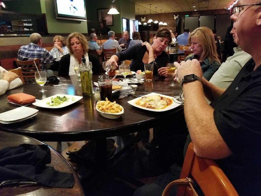 Anthonys Lucky Duck | restaurant | 9 Nassau Blvd, Garden City, NY 11530, USA | 5164854848 OR +1 516-485-4848