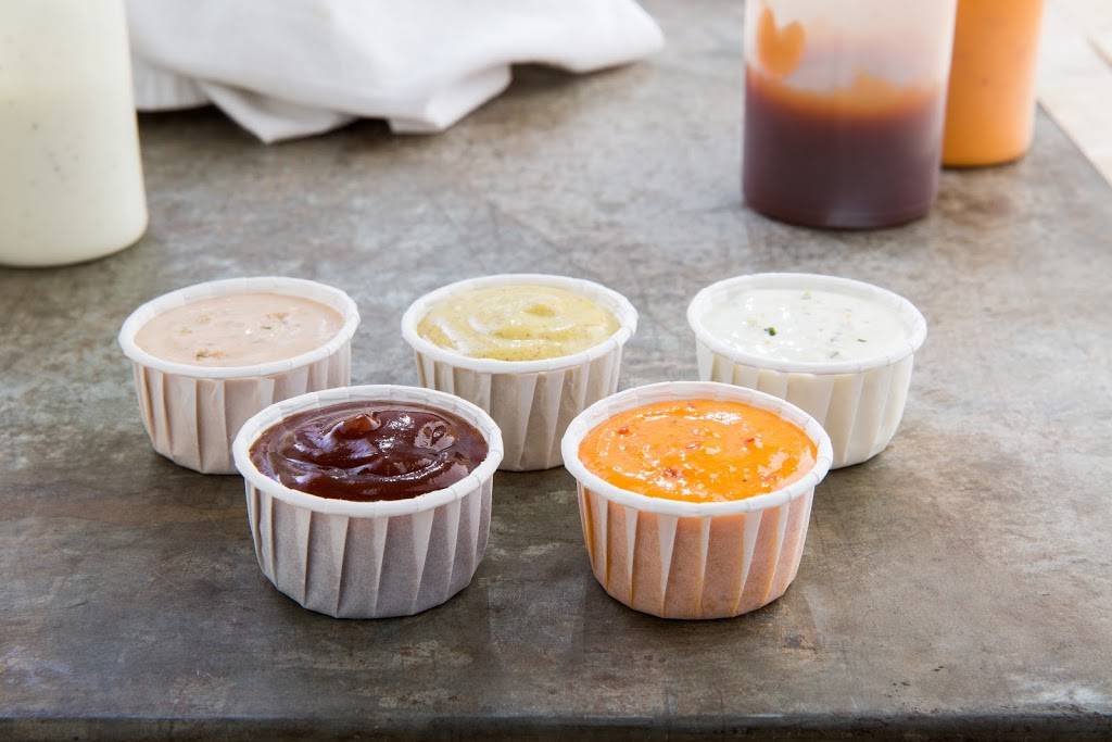 Milos Hamburgers | restaurant | 1449 Montgomery Hwy, Vestavia Hills, AL 35216, USA | 2058236456 OR +1 205-823-6456