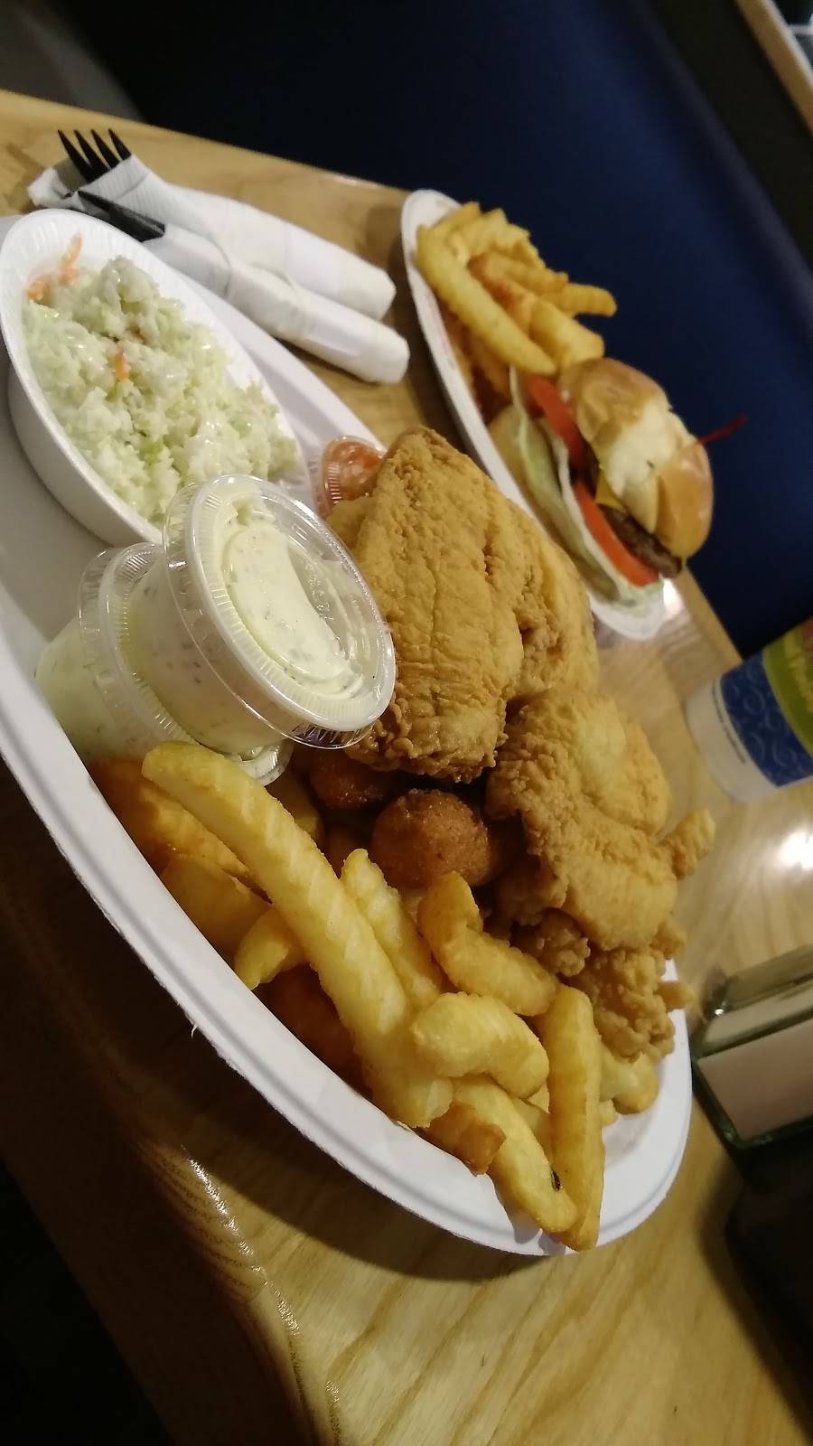 Showmars Gastonia @ 321 | restaurant | 1900 Broadcast St, Gastonia, NC 28052, USA | 7048643193 OR +1 704-864-3193