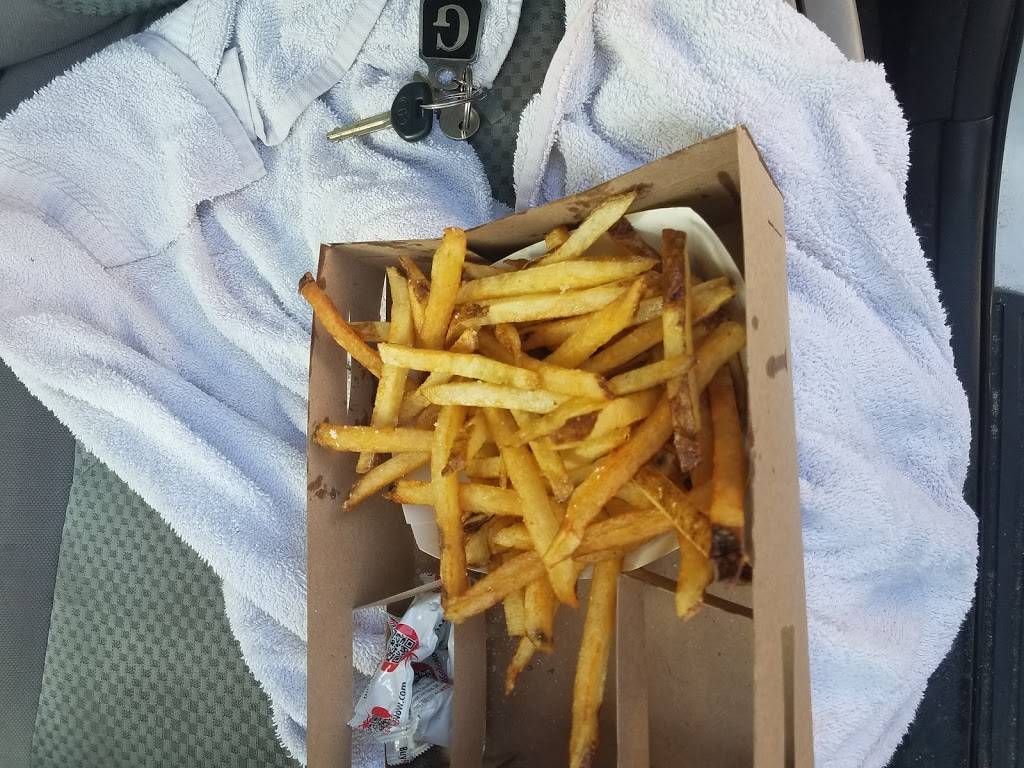 D B Fries | restaurant | 100 Garfield Pkwy, Bethany Beach, DE 19930, USA | 3025370880 OR +1 302-537-0880