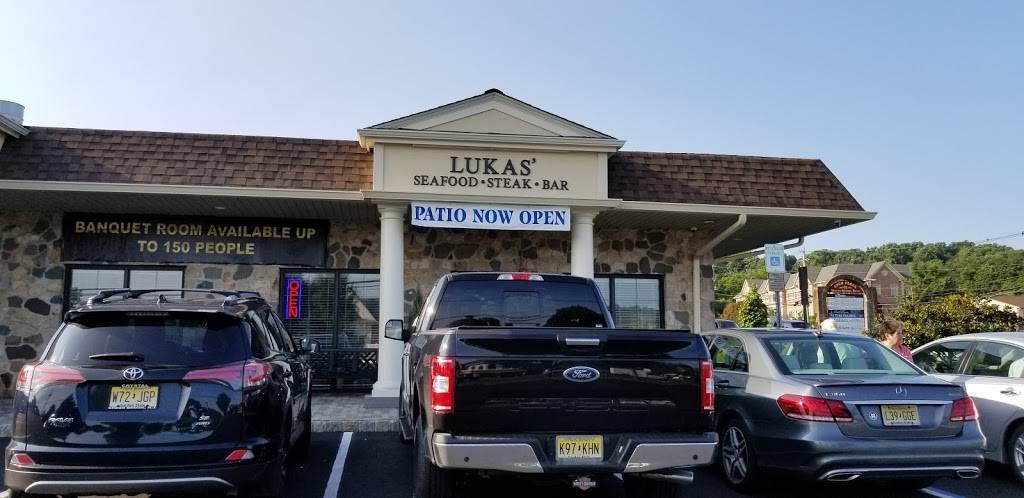 Lukas Seafood & Grille | night club | 5692, 61 Mountain Blvd, Warren, NJ 07059, USA | 9086684888 OR +1 908-668-4888