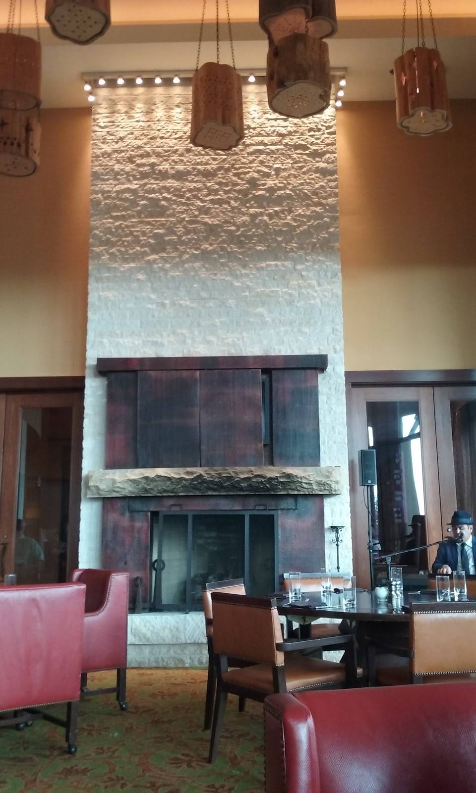 18 Oaks | restaurant | 23808 Resort Pkwy, San Antonio, TX 78261, USA | 2104915825 OR +1 210-491-5825