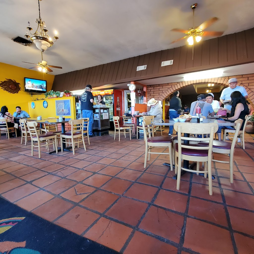 Romos Restaurant | restaurant | 121 W Hopi Dr, Holbrook, AZ 86025, USA | 9285242153 OR +1 928-524-2153