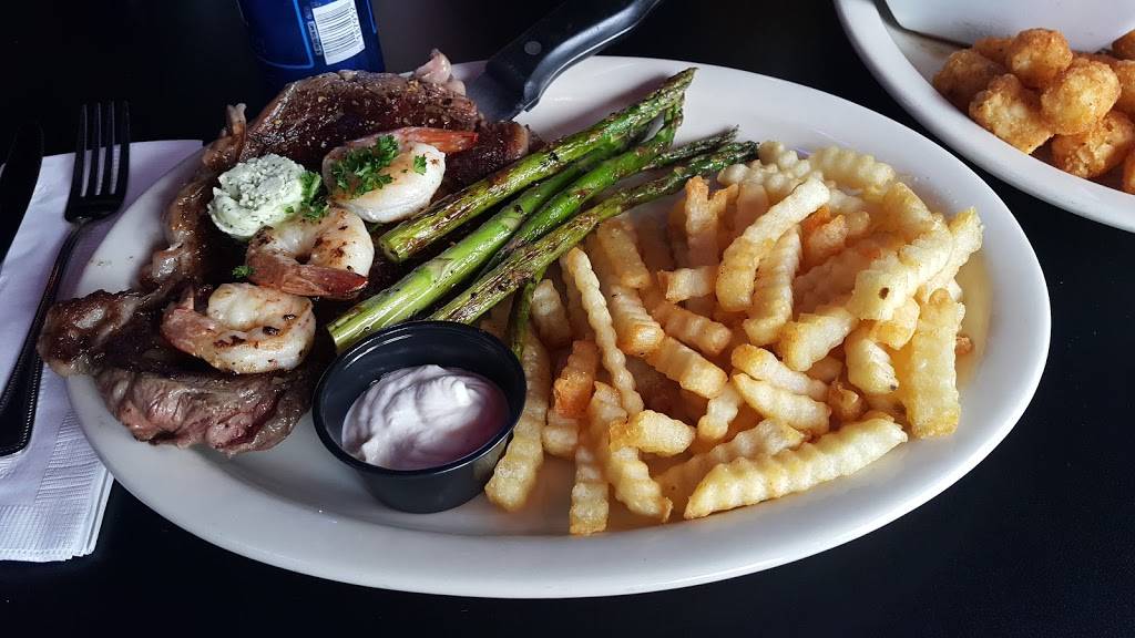 Portland Sports Bar & Grill | restaurant | 1811 SW River Dr #200, Portland, OR 97201, USA | 5032222027 OR +1 503-222-2027