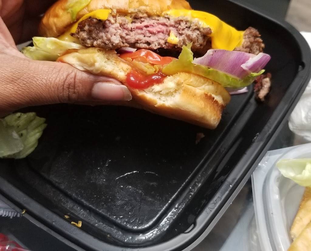 Applebees Grill + Bar | restaurant | 3569 N Vermilion St, Danville, IL 61832, USA | 2174464182 OR +1 217-446-4182