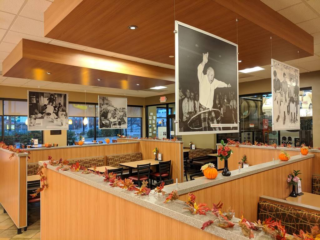 Chick-fil-A | restaurant | 501 Memorial Dr, Chicopee, MA 01020, USA | 4135924500 OR +1 413-592-4500