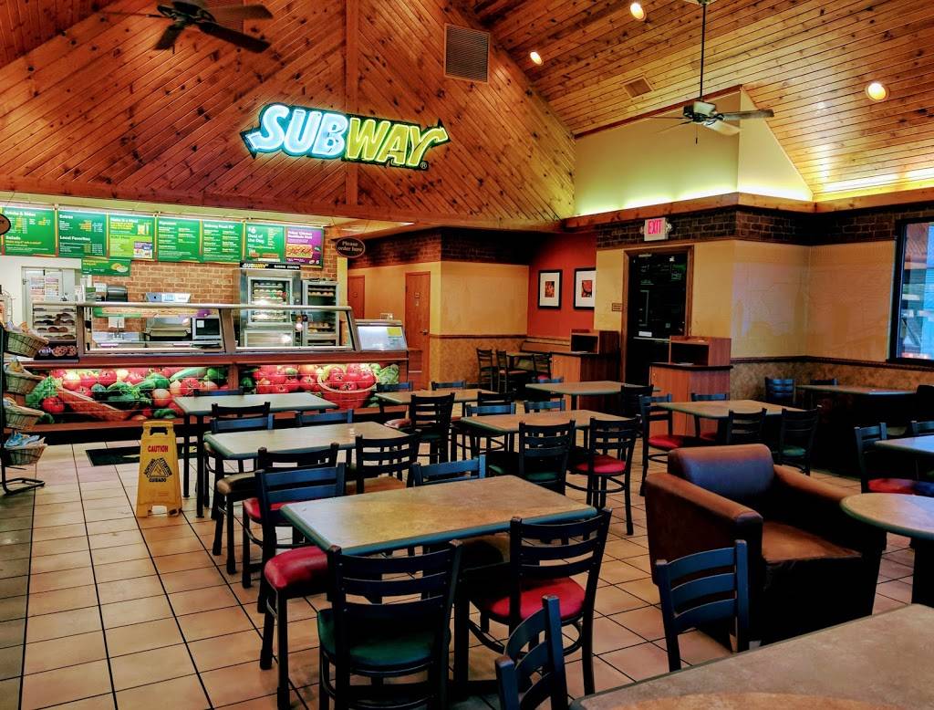 Subway Restaurants | restaurant | 3424 E Market St, Logansport, IN 46947, USA | 5747352929 OR +1 574-735-2929