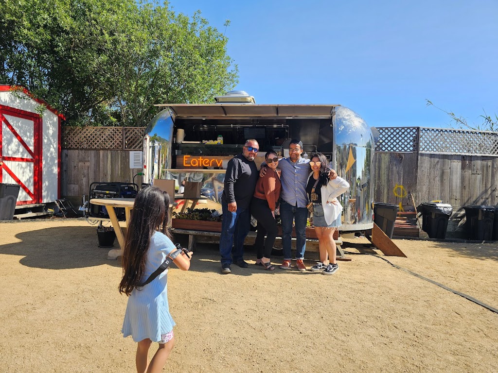 Bodega Stinson Beach | restaurant | 3425 CA-1, Stinson Beach, CA 94970, USA | 4152509616 OR +1 415-250-9616