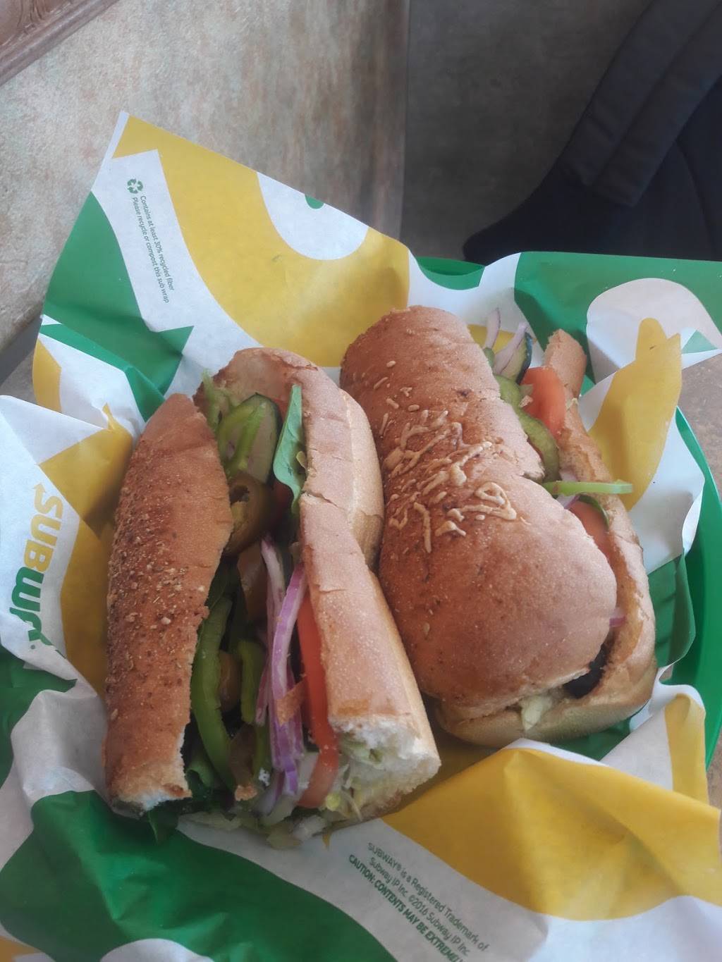 Subway | meal takeaway | 3000 Stockton Blvd, Sacramento, CA 95820, USA | 9169429136 OR +1 916-942-9136