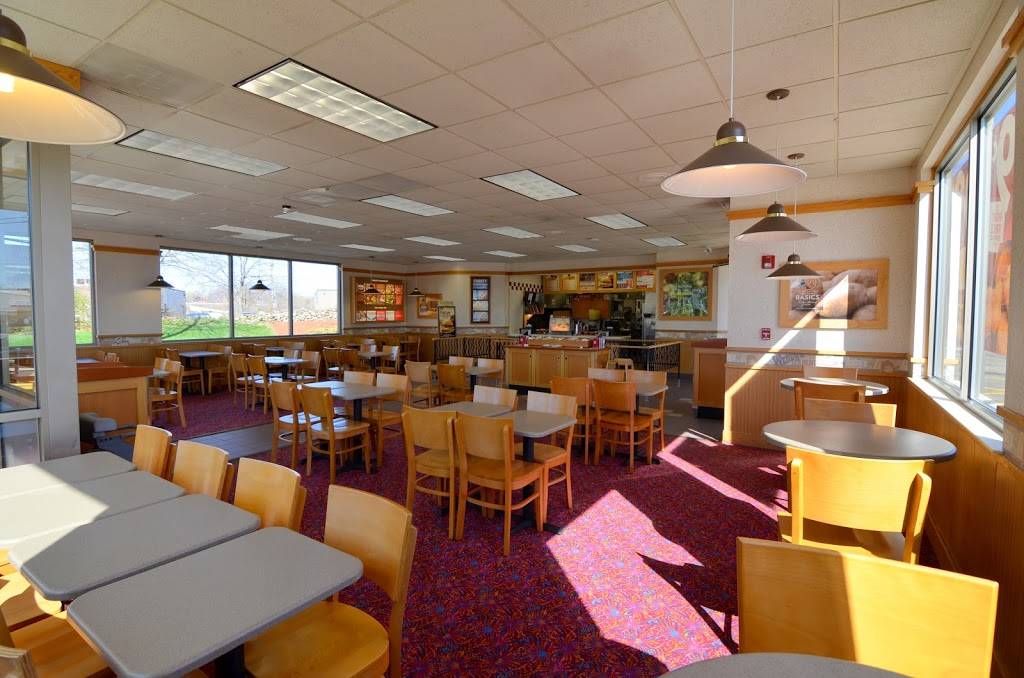 Wendys | restaurant | 860 Candia Rd, Manchester, NH 03109, USA | 6032229074 OR +1 603-222-9074