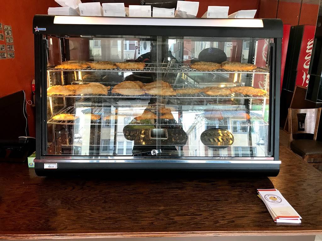 Empanada Central | restaurant | 629 Palisade Ave, Cliffside Park, NJ 07010, USA | 2013137076 OR +1 201-313-7076