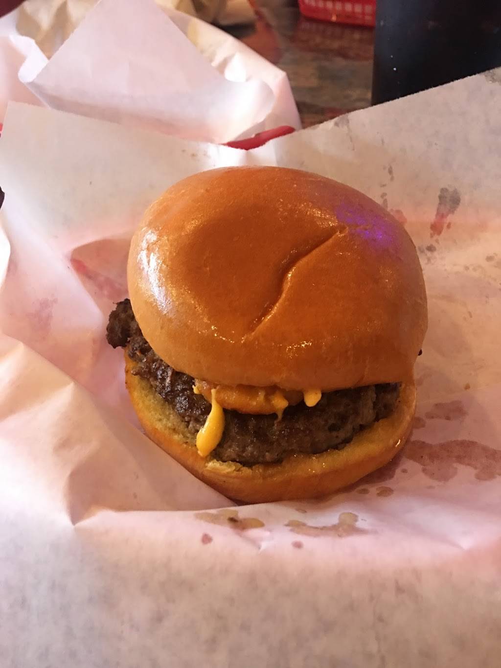 RedBeards Burger Barn | restaurant | 2213 S Caraway Rd, Jonesboro, AR 72401, USA | 8705205123 OR +1 870-520-5123