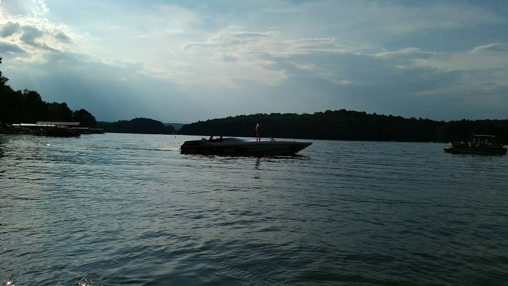 Village Inn | restaurant | 107 S Catherine St, Pickens, SC 29671, USA | 8648789170 OR +1 864-878-9170