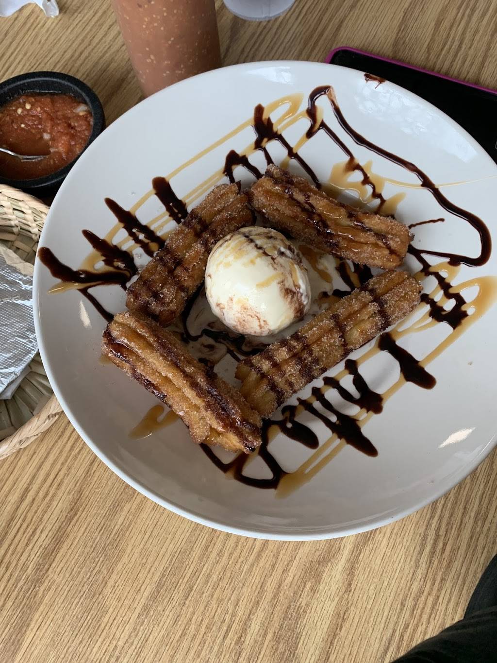 Markitos Bar & Grill | restaurant | 3s071 IL-59, Warrenville, IL 60555, USA | 6307918079 OR +1 630-791-8079