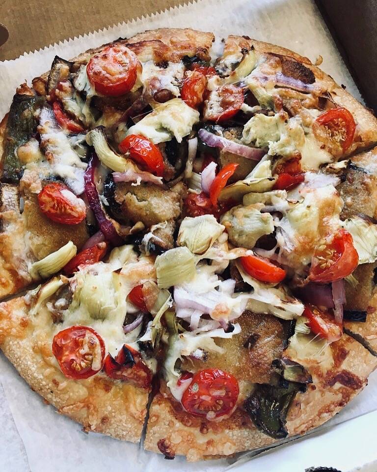 4 Corners Pizza | restaurant | 1140 Beacon St, Newton, MA 02461, USA | 6173323222 OR +1 617-332-3222