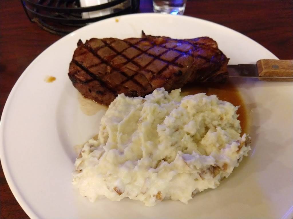 The Taphouse at the Genetti | restaurant | 200 W 4th St, Williamsport, PA 17701, USA | 5703266600 OR +1 570-326-6600