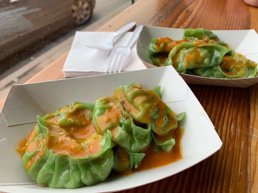 Kathmandu Momo Station Blackstone | restaurant | 3924 ½, Farnam St, Omaha, NE 68131, USA | 4025946004 OR +1 402-594-6004