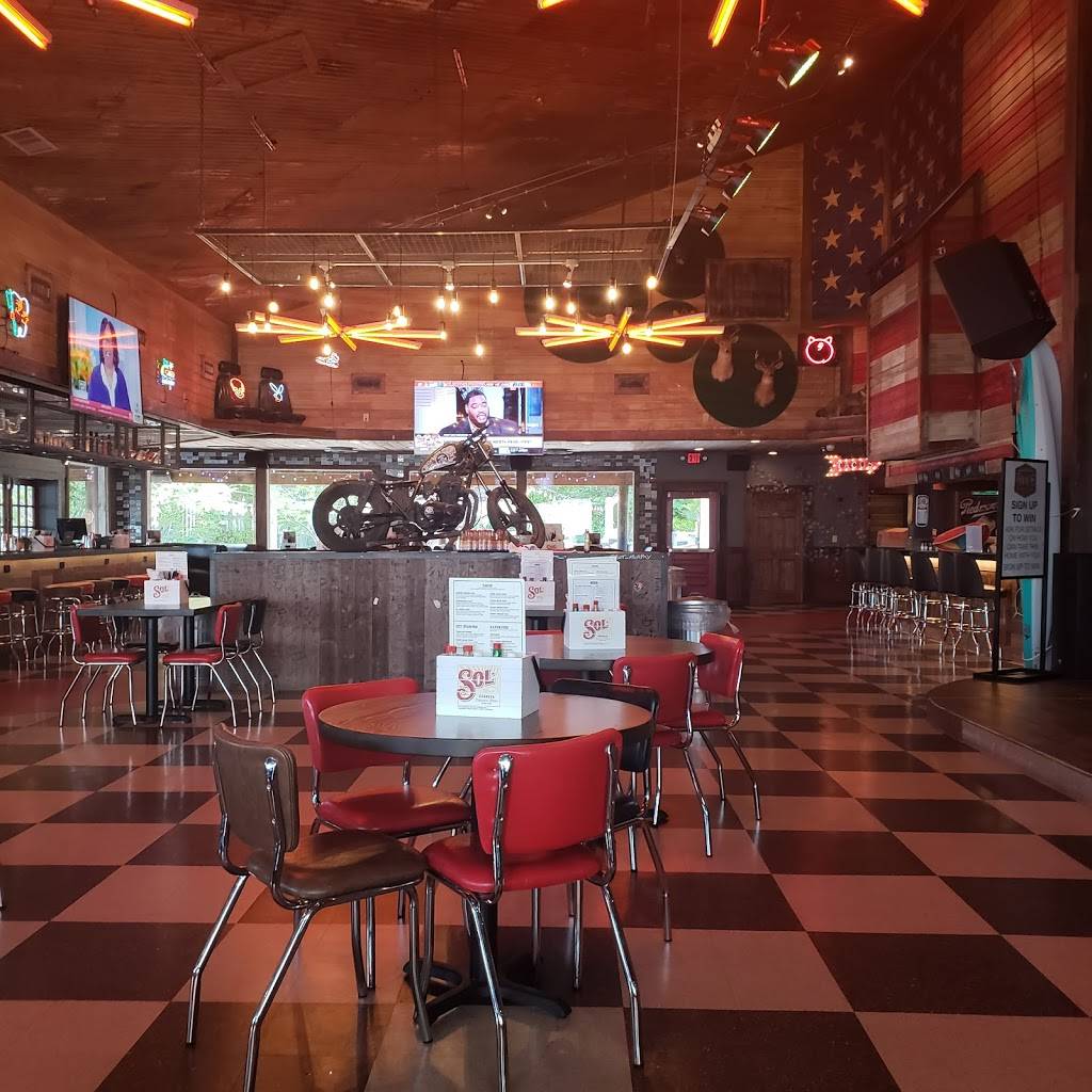 Guy Fieris Dive & Taco Joint | restaurant | 1976 Power Plant Pkwy Suite C, Hampton, VA 23666, USA | 7579021613 OR +1 757-902-1613