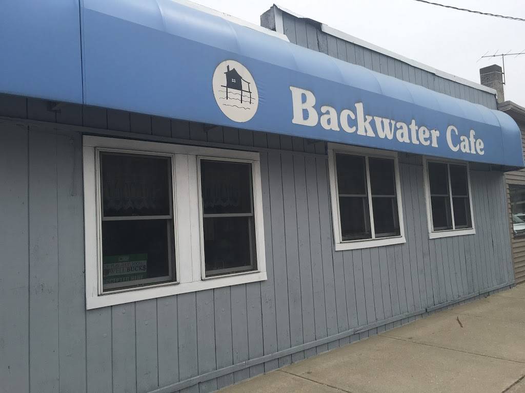 Backwater Cafe & Catering | restaurant | 109 Riverside, Lowell, MI 49331, USA | 6168976370 OR +1 616-897-6370