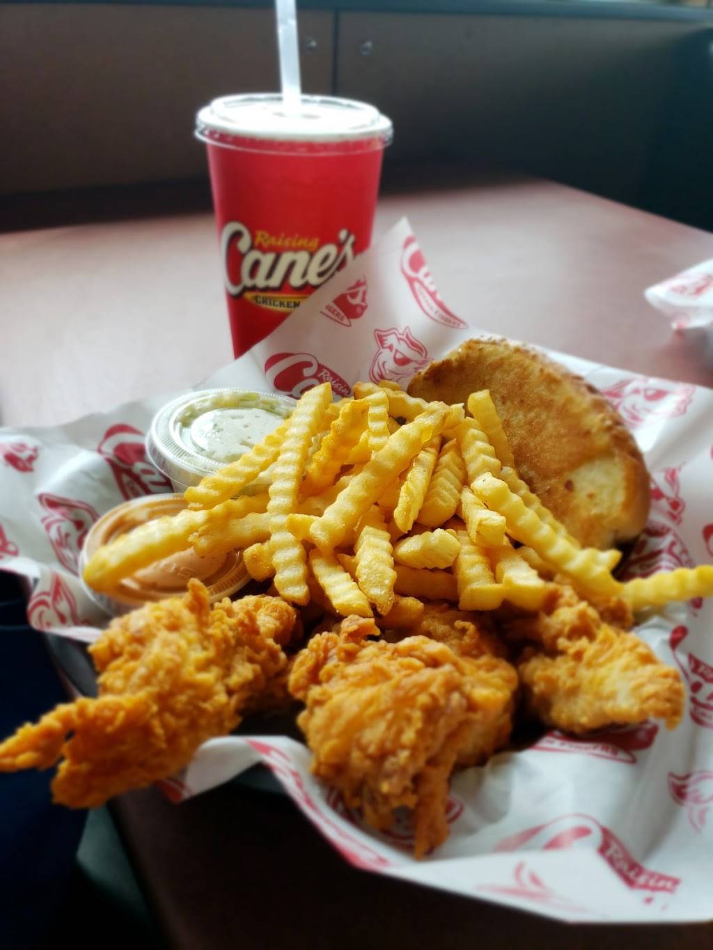 Raising Canes Chicken Fingers | meal takeaway | 2960 W Camp Wisdom Rd, Grand Prairie, TX 75052, USA | 9725227744 OR +1 972-522-7744