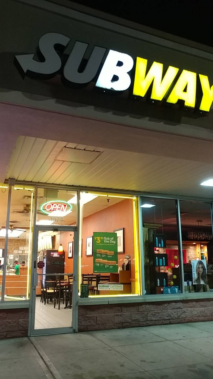 Subway Restaurants | restaurant | 1974 Middle Country Rd, Centereach, NY 11720, USA | 6319811504 OR +1 631-981-1504