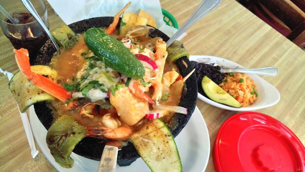 Mi Casa Café | restaurant | 85 Woodland Ave, San Rafael, CA 94901, USA | 4154826581 OR +1 415-482-6581