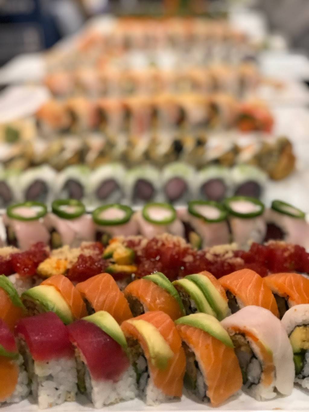 Fuji Sushi Bar & Asian Bistro | restaurant | 6355 Naples Blvd, Naples, FL 34109, USA | 2395935550 OR +1 239-593-5550