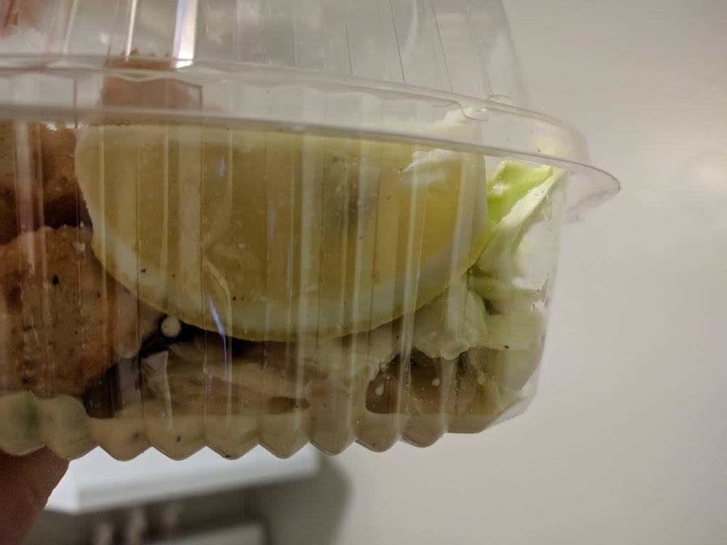 Tonys Famous Italian | restaurant | 458 Southdale Rd E, London, ON N6E 1A3, Canada | 5196852583 OR +1 519-685-2583