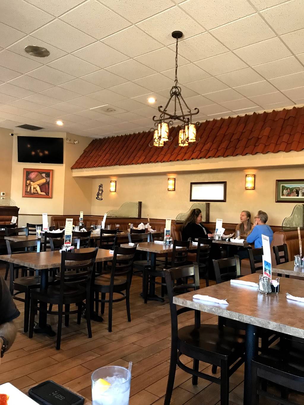 Chapala Mexican Restaurant | restaurant | 245 S 10th St, Santa Paula, CA 93060, USA | 8055252813 OR +1 805-525-2813