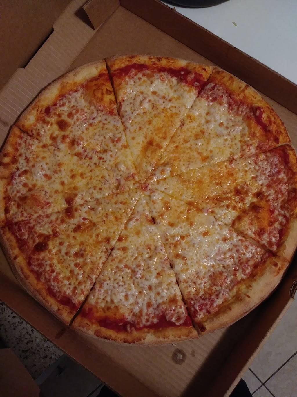 Pizza Famiglia | meal delivery | 1402 E Fletcher Ave, Tampa, FL 33612, USA | 8139750024 OR +1 813-975-0024