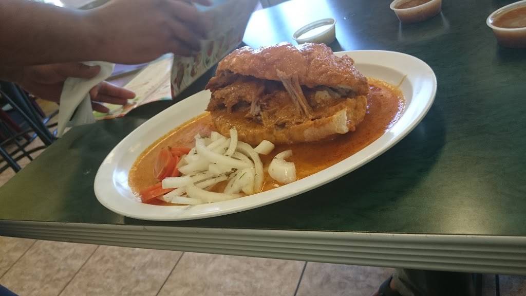 Tortas LA Corona | restaurant | 1712 N Placentia Ave, Fullerton, CA 92831, USA | 6574449222 OR +1 657-444-9222