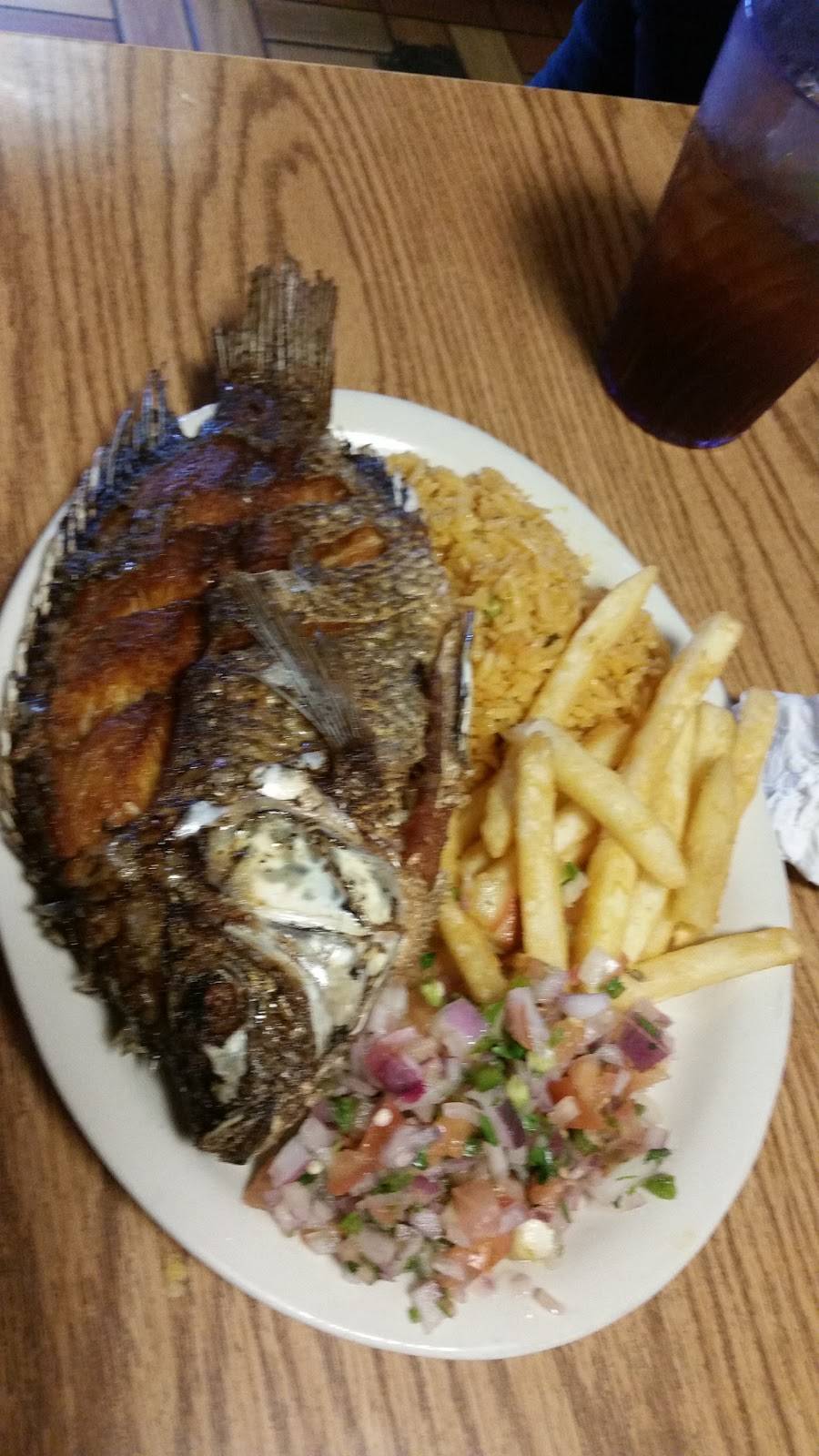 Taqueria Fernandez | restaurant | 3720 7th St, Bay City, TX 77414, USA | 9792441385 OR +1 979-244-1385