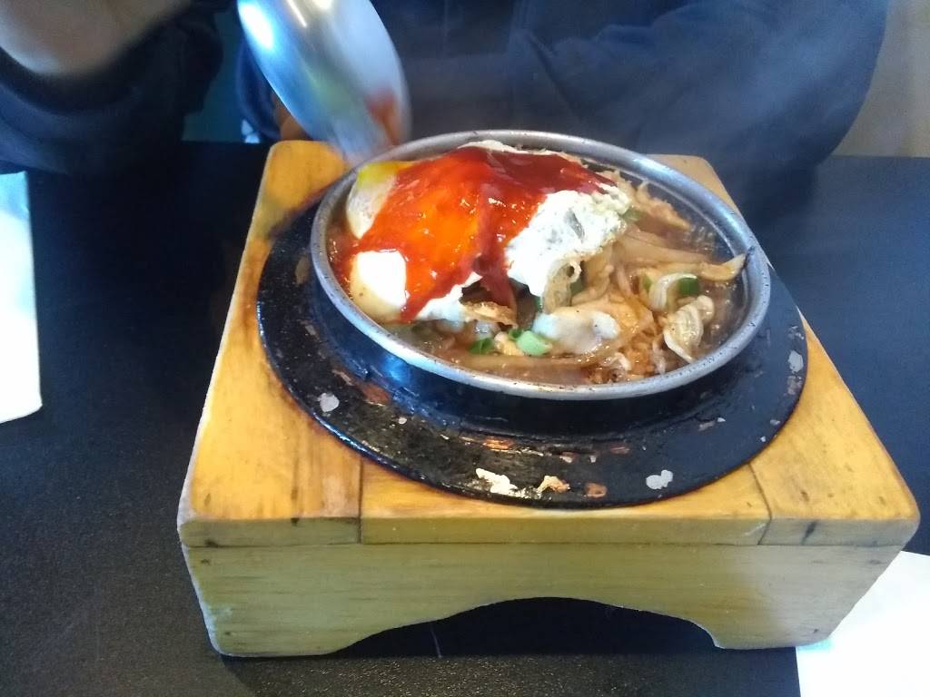 Red Chili | restaurant | 115 S Sycamore St, Elizabethton, TN 37643, USA | 4232132104 OR +1 423-213-2104