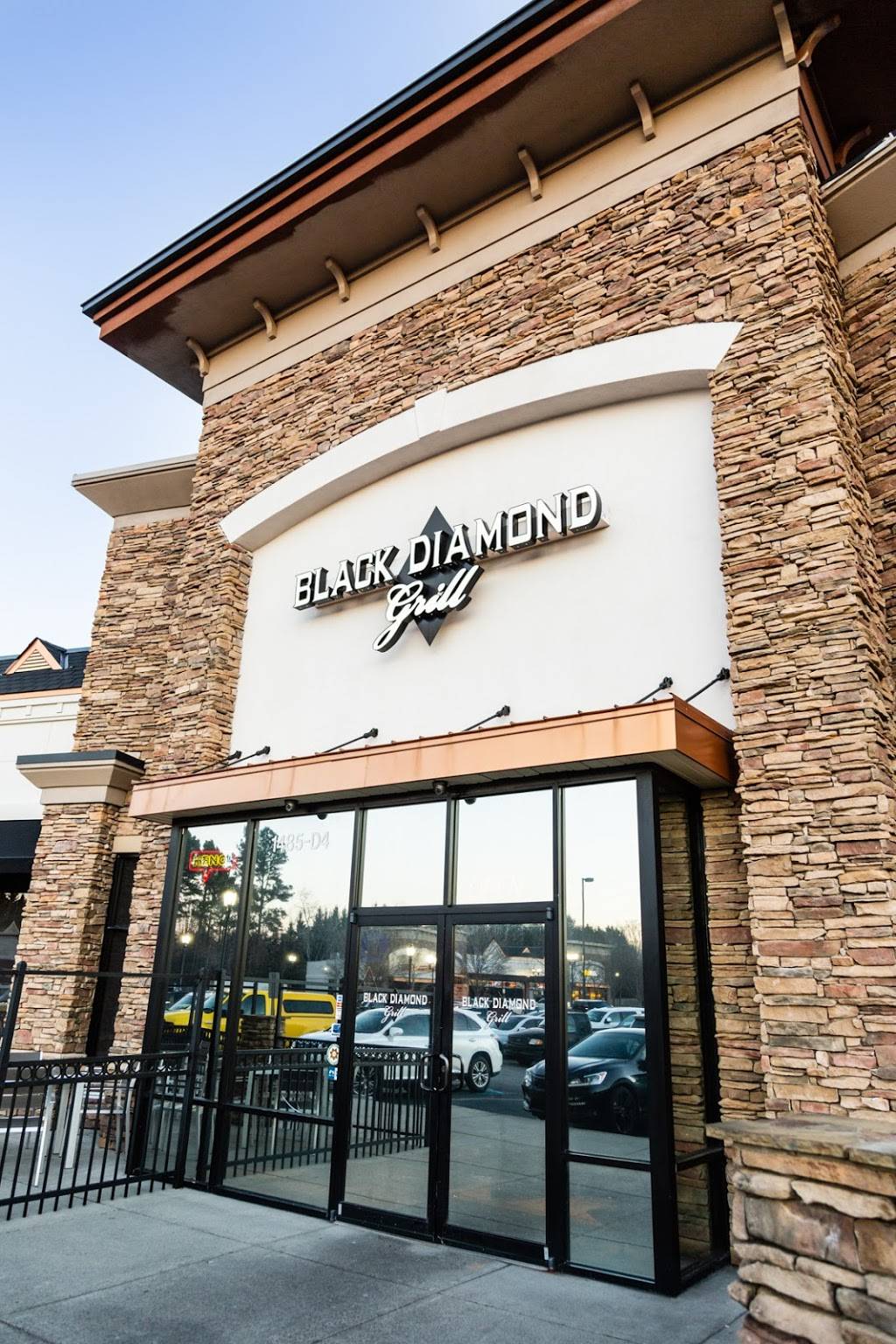 Black Diamond Grill | restaurant | 1485 Peachtree Pkwy, Cumming, GA 30041, USA | 6789654770 OR +1 678-965-4770