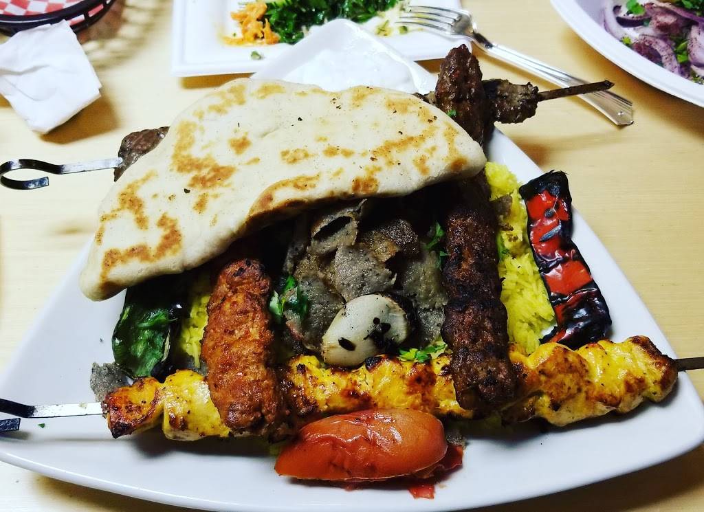 Tazza Cafe mediterranean grill | restaurant | 5001 E Fowler Ave, Tampa, FL 33617, USA | 8139806666 OR +1 813-980-6666