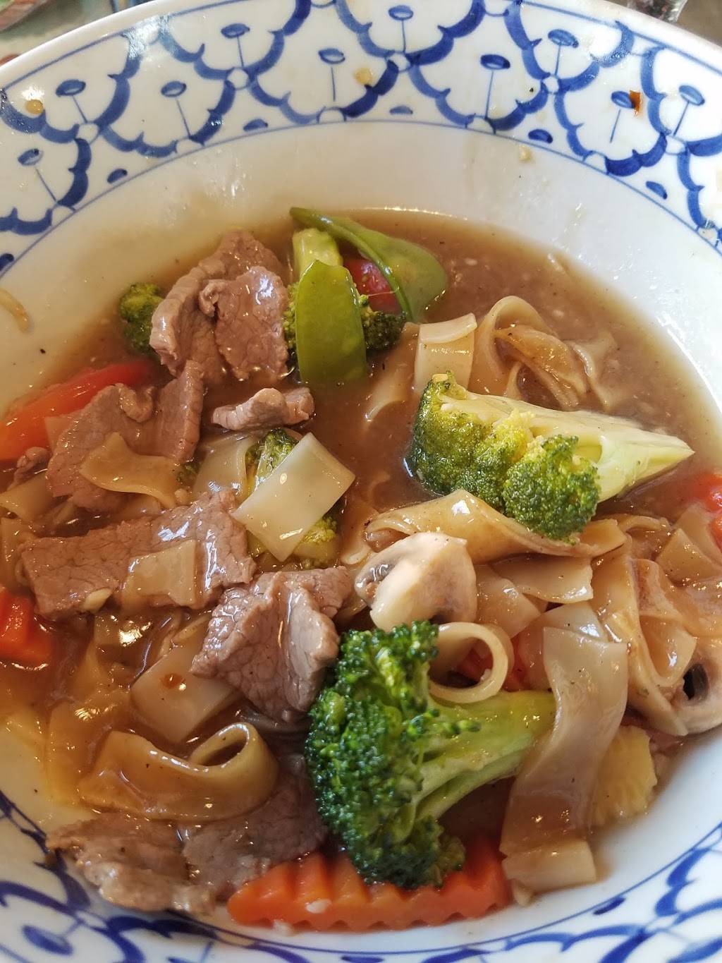 Chiang Mai Thai Restaurant | restaurant | 1100 Central Ave, St. Petersburg, FL 33705, USA | 7278954851 OR +1 727-895-4851