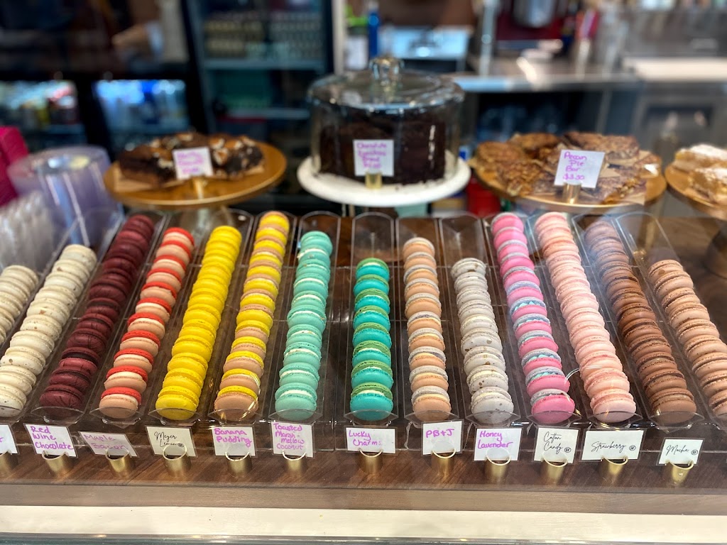 Butterfields Bakery & Market | restaurant | 8750 Penrose Ln, Lenexa, KS 66219, USA | 9136674939 OR +1 913-667-4939