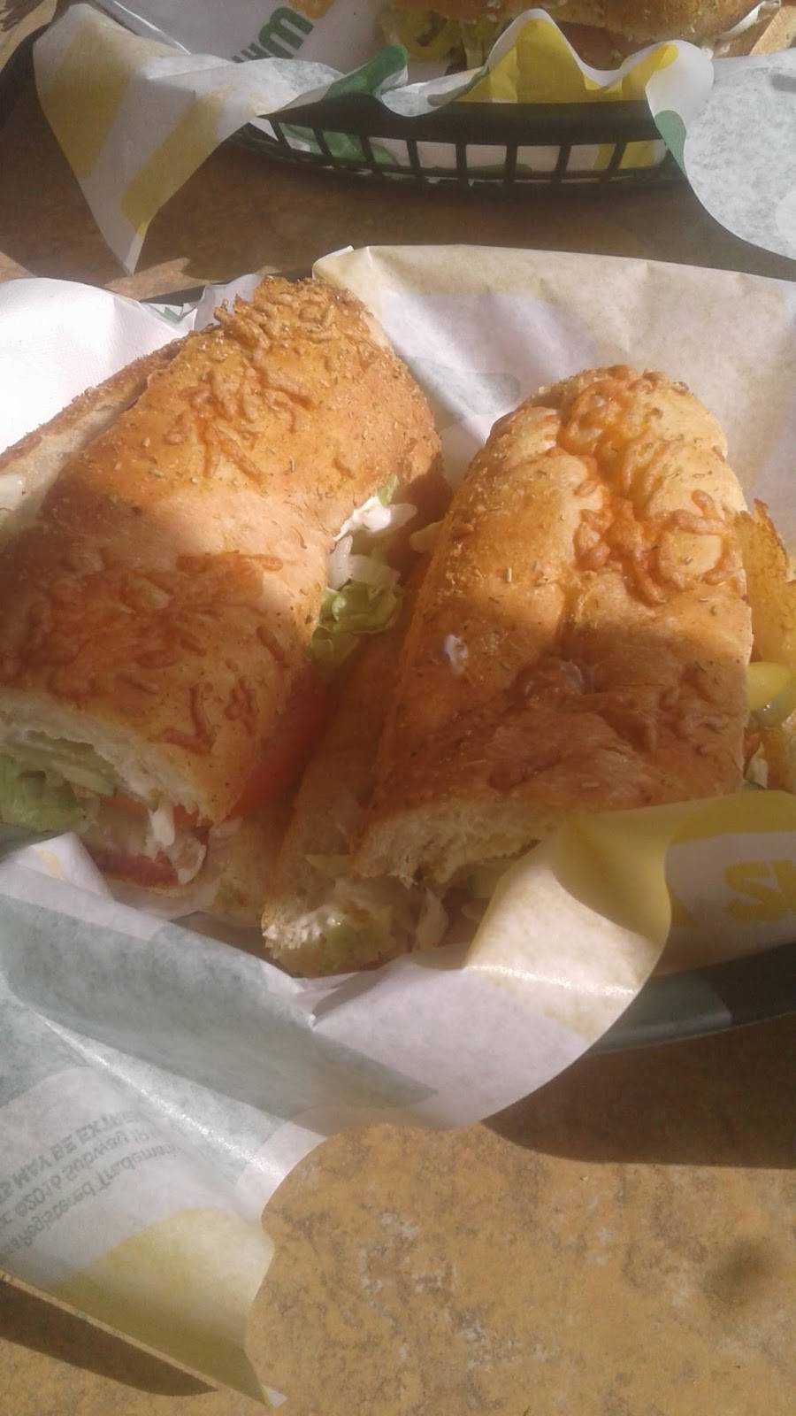Subway Restaurants | restaurant | 589 US-52, Fowler, IN 47944, USA | 7658848483 OR +1 765-884-8483