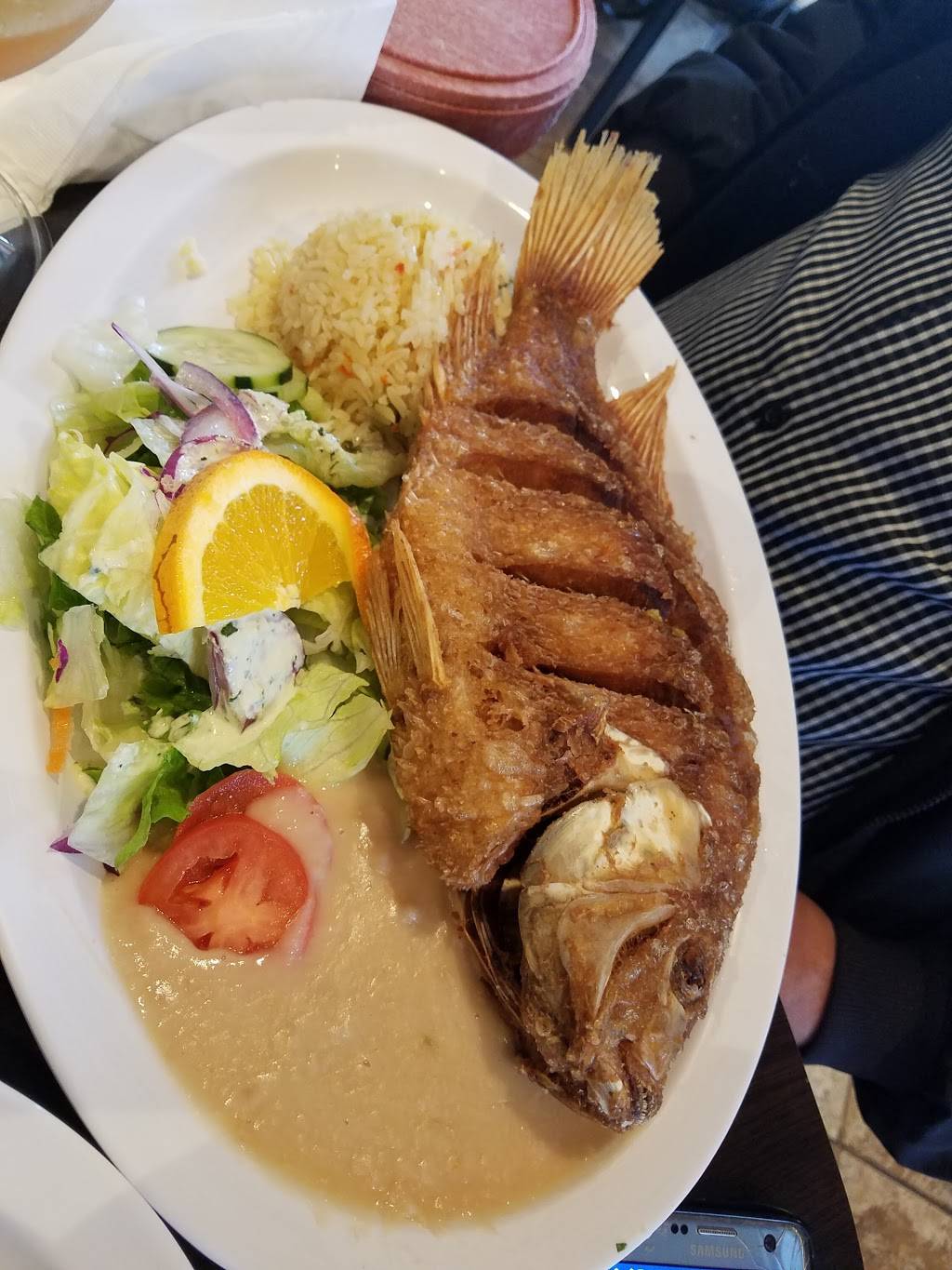 Mariscos Costa Azul | restaurant | 200 N J St, Tulare, CA 93274, USA | 5594675476 OR +1 559-467-5476