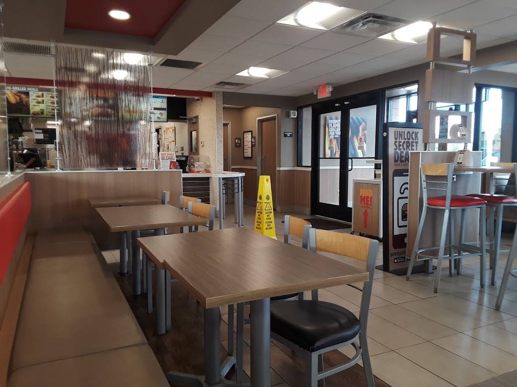 Burger King | restaurant | 1830 E State St #44, Shelbyville, IN 46176, USA | 3173980094 OR +1 317-398-0094