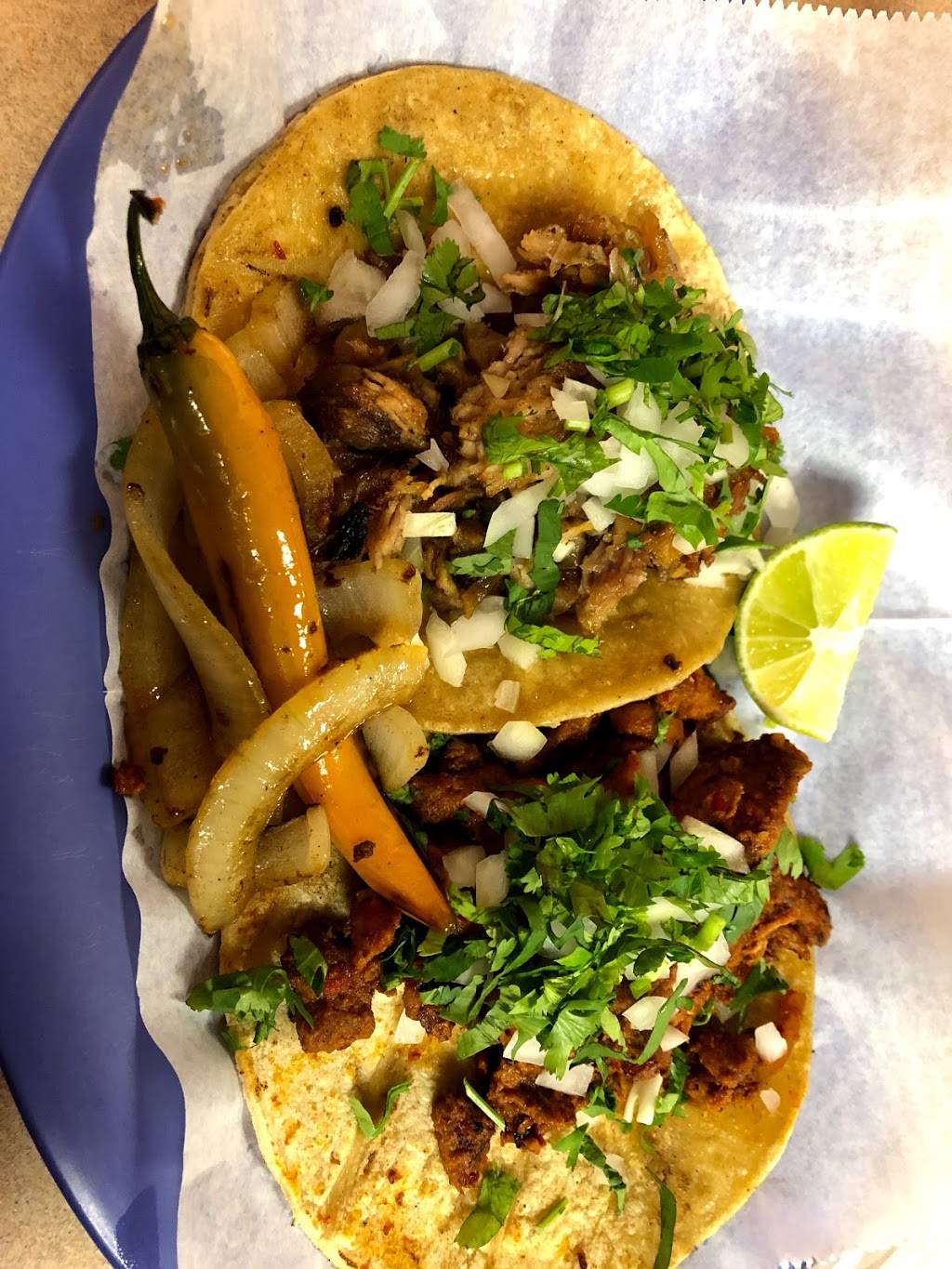 Carnitas Y Tacos Maravatio | restaurant | 4228 W 26th St, Chicago, IL 60623, USA | 7735654365 OR +1 773-565-4365