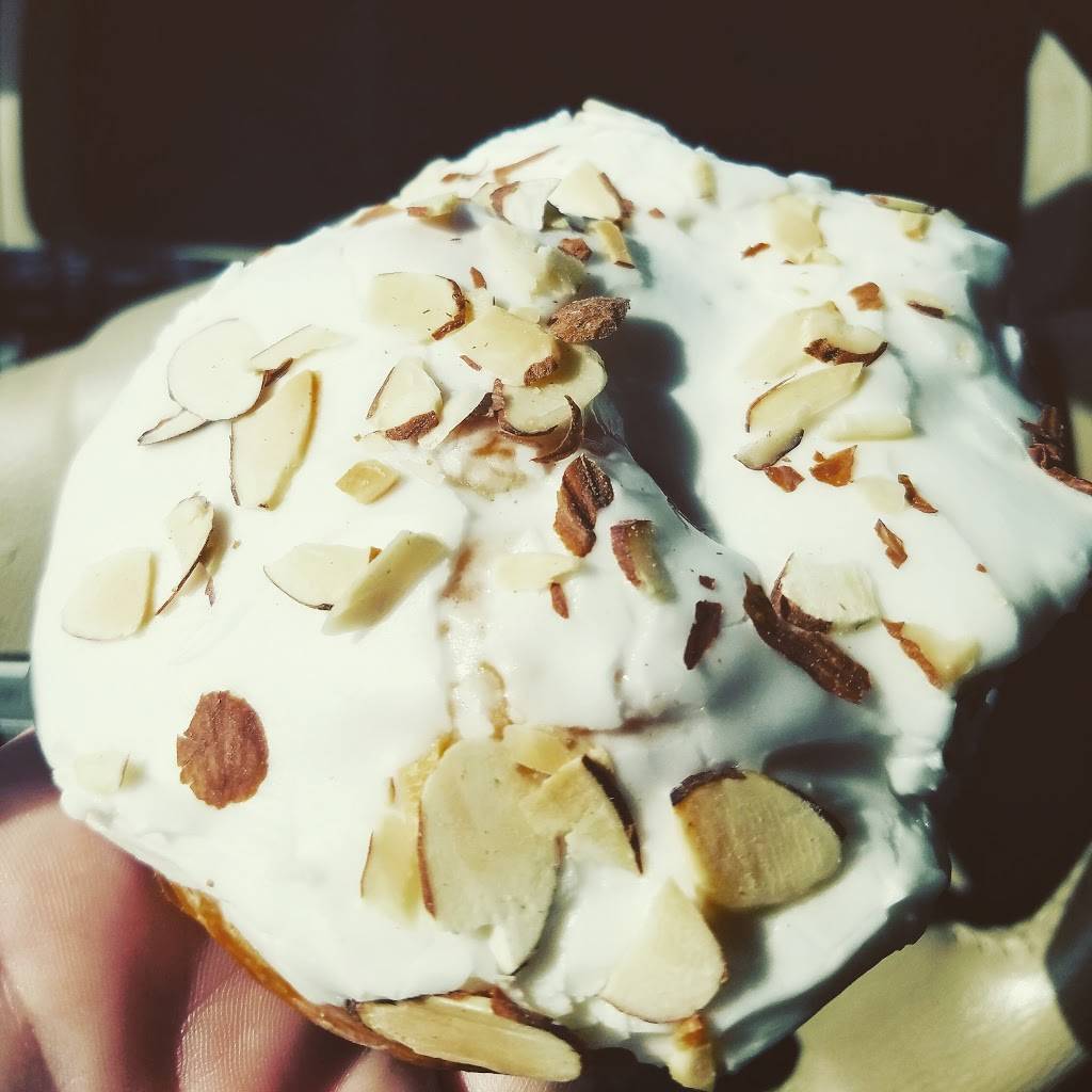 Cheese Cake Heaven Cafe, Deli & Bakery | restaurant | 2075 S Oneida St, Green Bay, WI 54304, USA | 9204901200 OR +1 920-490-1200