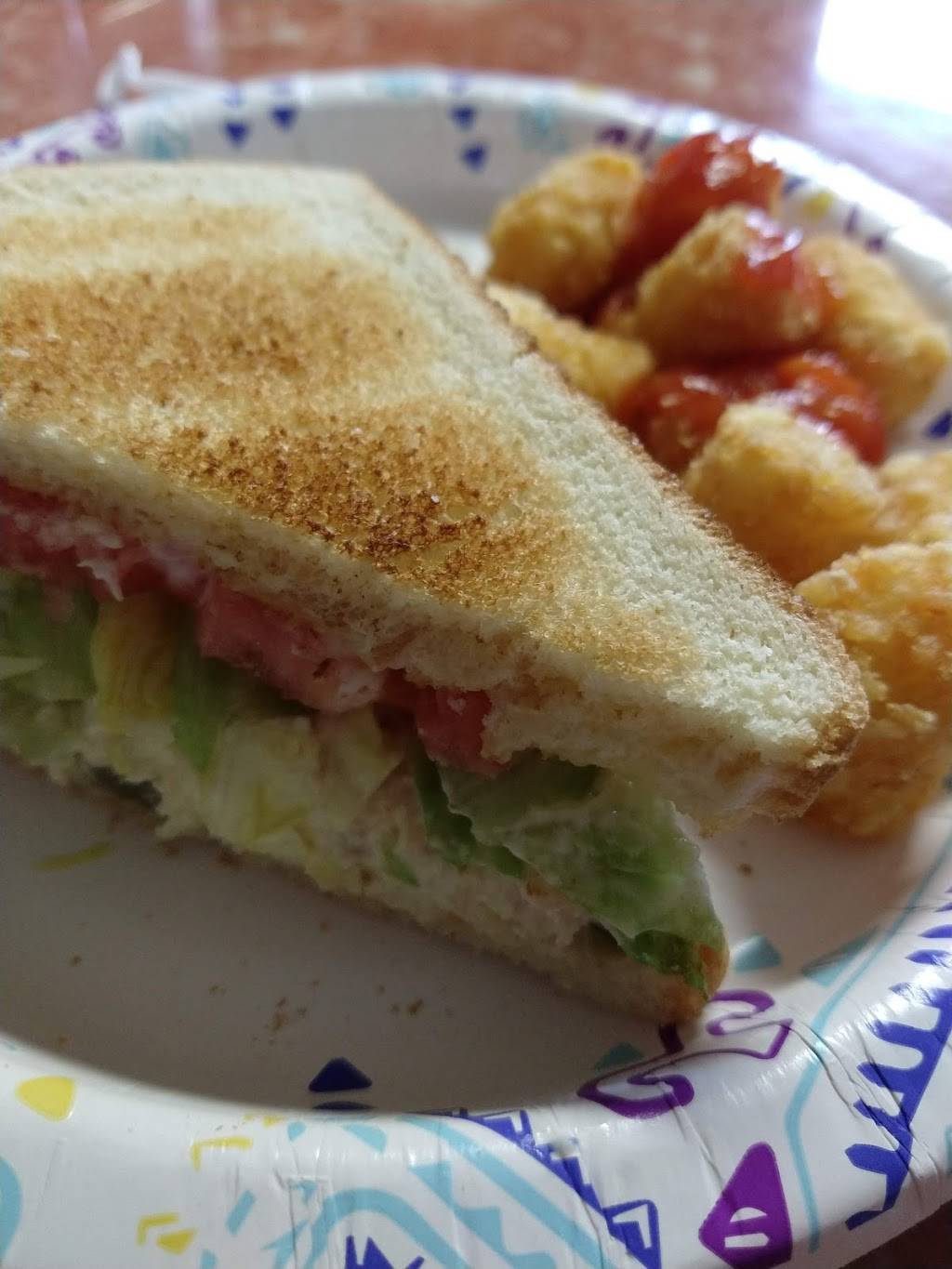 Village Drive In | restaurant | 276 George Washington Hwy, Charlotte Court House, VA 23923, USA | 4345424530 OR +1 434-542-4530