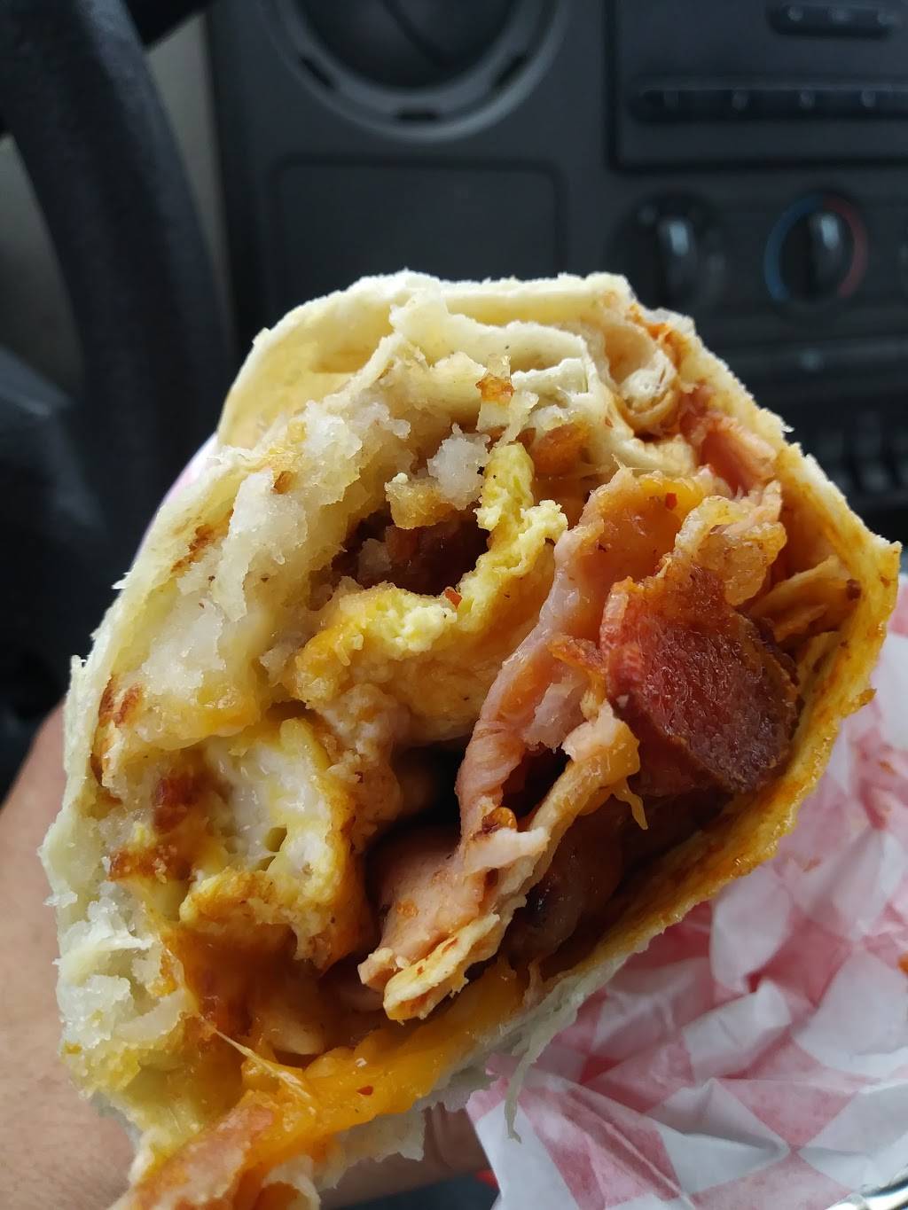 V’s Grill | meal takeaway | 7700 Gloria Ave, Van Nuys, CA 91406, USA | 8185184059 OR +1 818-518-4059