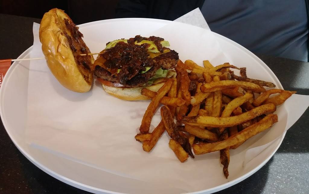 Chapps Burgers | restaurant | 9101 Boulevard 26 #161, North Richland Hills, TX 76180, USA | 8172818887 OR +1 817-281-8887